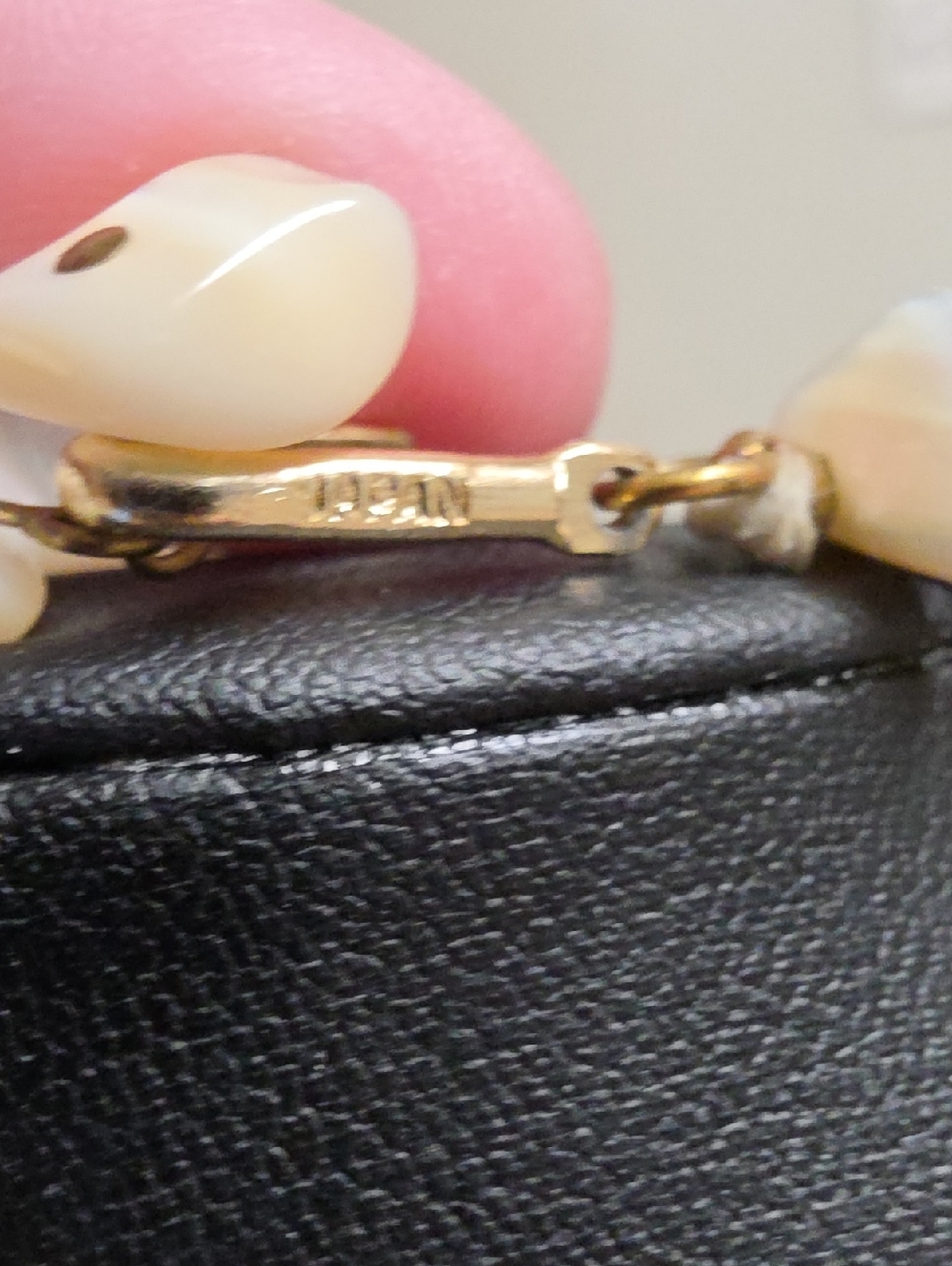 Vintage Japan Mother Of Pearl 5 Strand Tiered Statement Necklace - Picture 4 of 5